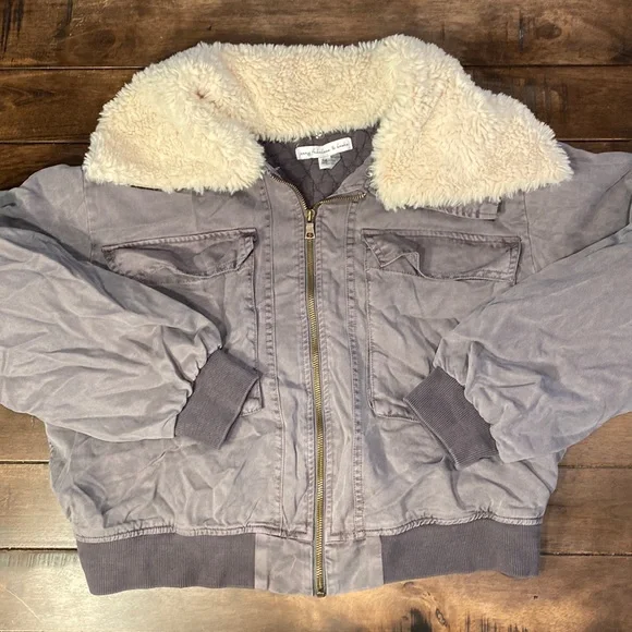 🪴Sold🪴 “Young Fabulous & Broke” Bomber Jacket🪴 - Picture 2 of 13